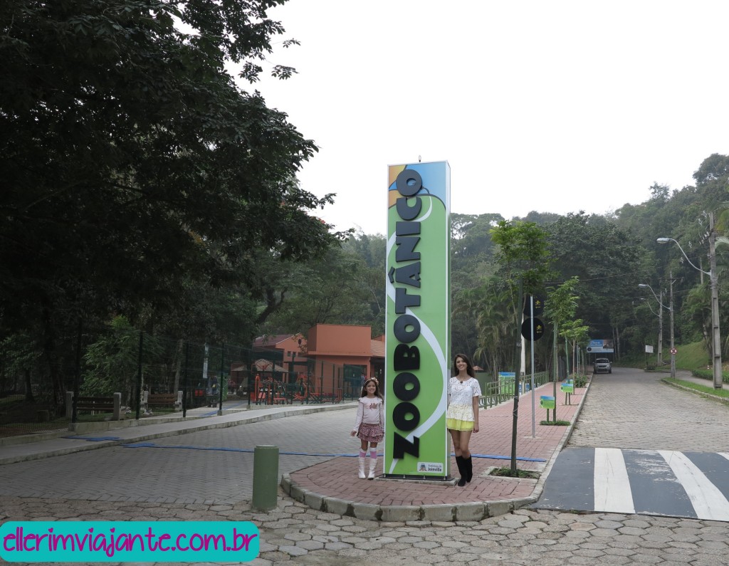 Entrada do Parque Zoobotânico - estacionamento exclusivo para idosos e portadores de necessidades especiais.