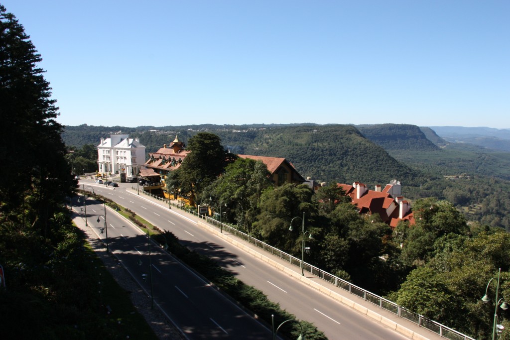 Belvedere da Aldeia do Papai Noel, uma das mais lindas vistas de Gramado!